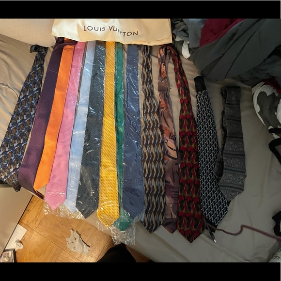 Men’s ties buy all and we can work out something. - Picture 1 of 5